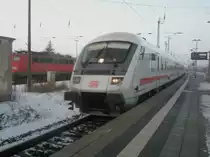 Hier IC2352 von Stralsund nach Erfurt Hbf., bei der Einfahrt am 23.12.2009 in Angerm�nde.