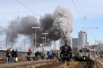 Gro�er Andrang herrschte am 06.12.09, als 01 066 zu Gast in M�nchen Ost war