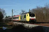 189 993 mit EC 87 am 26.12.2009 in Haar. Seit 13.12. fahren die Brenner ECs planm��ig mit MRCE 189.