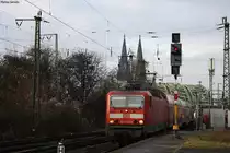 143 873 mit der RB27 (12565) nach Koblenz bei der Einfahrt in K�ln Messe/Deutz 27.12.09