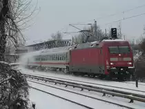101 097-4 hat das Betriebswerk Rummelsburg verlassen und f�hrt nun zum Ostbahnhof. Dort d�rfte der Zug um 12:26 als IC 144 nach Schiphol (Airport) starten. 31.12.2009