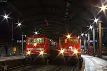 111 156 mit dem RE4881 nach Siegen neben dem perfekt geparkten Zwischentakt 11596 aus D�sseldorf mit 110 415 in Aachen Hbf. Gru� an den Tf der 10er. 30.12.09