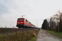 111 194-7 mit RE von Frankfurt(Main)Hbf nach Mannheim Hbf.Am 31.12.09 in B�rstadt.