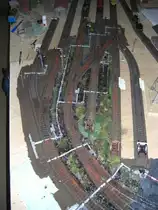 Das ganze eingeschottert und begr�nt. Gleise und Schotterbett gealtert