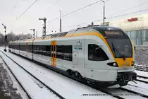 RE13 Ri. D�sseldorf Hbf (Eurobahn) f�hrt am 3. Januar 2010 um 14:03 Uhr durch D�sseldorf Bilk
