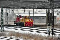 die Bahn hat Wetterbericht gehrt/gesehen und lt schon mal die Schneefrse in den Bf Stralsund kommen, 07.01.2010
