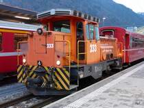 RhB - Dieselrangierlok Gm 3/3 233 im Bahnhof Chur am 01.01.2010