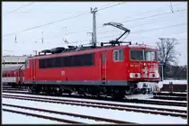 155 083-9 legt im Stralsunder Hbf einen kurzen Halt ein.   am 12.02.09