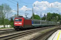 101 117 mit einem IC am 08.05.2008 in Brixlegg.