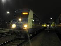 223-069 mit dem  Prager  (M�nchen-Prag) kurz vor der Abfahrt.(Schwandorf,27.10.2009)