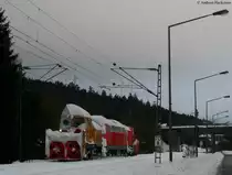 40 80 947 5 195-0 mit Schublok 218 343-2 und ein Schneepflug auf R�umfahrt am km 70,8 3.2.10   