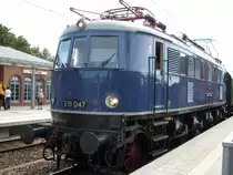 Hallenser E18 047 brachte am 27.Juni 2009 einen Sonderzug von Halle(Saale) bis nach Bergen/R�gen.