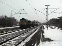 Da 266 104 der DLC ,Hp0 hatte und danach wieder Hp1 beschleunigte sie wieder mit ihrem Container Zug Richtung Aachen West.
12.02.2010
