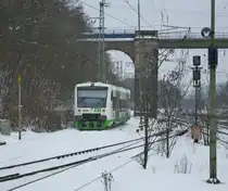 Schnee-Idyll: VT 001 der Erfurter Bahn wartet auf ihrem Abstell-Gleis im Bahnhof Eichenberg auf ihren n�chsten Einsatz. Aufgenommen am 13.02.2010.