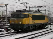 Lok 1752 wartet im Bahnhof Venlo auf ihren n�chsten Einsatz.Aufgenommen am 13.02.10