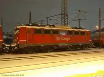 140 810-3 abgeb�gelt beim �bernachten im Bf Plochingen. (12.02.2010)