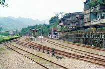 Bf. Shih Fen in Richtun Jing Tong gesehen am 21.Mai 2005.