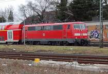 Nachschu� 111 112, dieses mal schiebt sie von Aachen nach Dortmund.
Ist nicht schlecht, das dieser Loktype nach all den Jahren im Dienst immer noch f�r solch wertige Arbeit eingesetzt wird. 27.2.2010