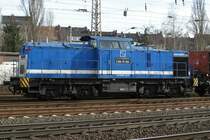 Spitzke V100-SP-004 f�hrt am 27.2.10 mit Bauzug aus D�sseldorf Hbf in D�sseldorf-Rath ein