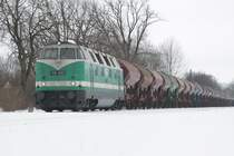 ITL 118 002 hat den leeren D�ngerzug von Wittenburg nach Hagenow gebracht. 11.02.2010