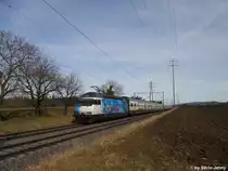 Re 460 020-1 ''id�e suisse'' schiebt am 27.2.2010 zwischen Attikon und Islikon einen IC nach Romanshorn.