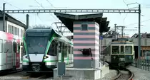 Vergangenheit und Zukunft trifft sich gegenwärtig in Echallens: RBe 4/8 n° 41 und Be 4/4 n° 27.
(1. März 2010)
