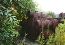 Zylinderblock evtl BR44 in Chemnitz 2001.. �brigens wurde dieser Zylinderblock aufgearbeitet und in einem der beiden Heizh�user in Hilbersdorf aufgestellt