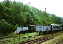 Teil der Schwarzenberger Sammlung am Rande vom Zug aus fotografiert 12.05.01