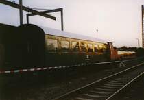 Lichtspiele an einem 3-achsigem Genickschu�wagen und einer V23.1 in Chemnitz Hilbersdorf  am 23.08.03