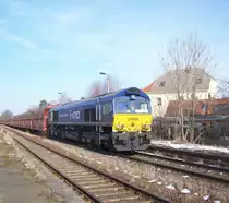 Class 66 29004 der Heavy Haul Power als Schublok mit dem Kohlependel Profen - Chemnitz / K�chwald hier am Hp Gro�dalzig 10.03.2010