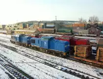 4x BR 204 auf einen Streich war mir zuf�llig am Morgen des 10.03.2010 in Hof Hbf geg�nnt: Hinten stehen 204 354 und 204 347 mit dem �lzug. Davor rangieren 204 013 und 031 der Press den ellenlangen Holzzug, der in zwei teilen an die Ladestra�e gebracht werden musste....