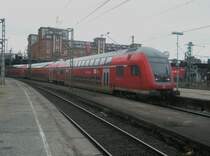 Hier ein RE nach L�beck Hbf., bei der Ausfahrt am 13.3.2010 aus Hamburg Hbf.