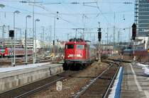 113 268 am 21.02.10 mit IC 1283 Zell am See-Flensburg in M�nchen Ost
