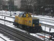 die V 100 mit der Leonard Weiss-Nr. 88519, wie ihre Schwester ...20 - eine  M�rklin-Bahn  (M�rz 2010 in GP)