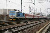 371 002 f�hrt aus Dresden-Hbf aus. 14.03.2010