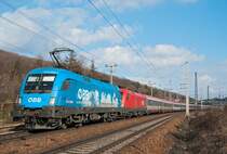 1016 023  Kyoto  an der Spitze von OEC 568. Unter Purkersdorf, am 14.03.2010.