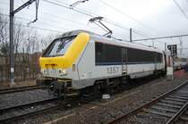 Lok Nr. 1357 der SNCB verl�sst gerade mit dem IC nach Oostende den Bahnhof Eupen.
Sonntag 14.3.2010 