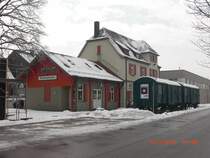 am 12.3.2010 lag noch etwas Schnee am ehemaligen Bahnhof in Rechberghausen, den man heute als kleines Theater benutzt, aber au�en noch in seiner urspr�nglichen Gestaltung gelassen hat