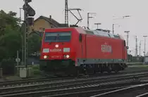 185 218-5 wartet auf  Gr�n  um in Bielefeld-Brackwede in den Abstellbereich zu gelangen, um dort am Abend des 03.09.2009 einen G�terzug zu �bernehmen, der dann nach Hamm in den Rangierbahnhof gebracht wurde. Ein versp�teter Talent der Eurobahn sorgte daf�r, das man hier kanpp 15 Minuten Geduld haben mu�te.