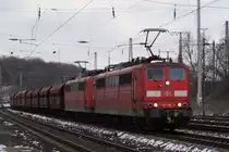 151 104-7 + 151 106-2 mit einem Kohlezug in K�ln West am 06.03.2010 um 14:01 Uhr