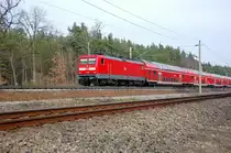112 188 mit dem RE2 von Cottbus nach Rathenow. Hier zwischen Rathenow und Nennhausen. 24.03.2010
