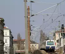 4020 16-5 als S7 auf dem Viadukt kurz vor der 
Einfahrt in Wien-Mitte. 24.3.10