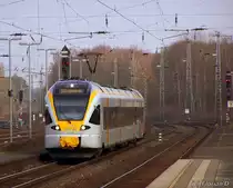ET 5.03(428) aus Soest kommend auf seinem Weg nach Dortmund Hbf bei der Einfahrt von Unna. RB 59 am 23.03.2010