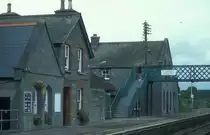IERLAND sep 2001 BALLYBROPHY de voorzijde van het STATIONs gebouw