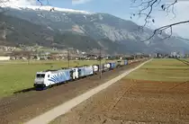 Nachdem mich Jens Naber daraufhin wies, dass das Bild �bersch�rft sei (Vielen Dank f�r den Hinweis!), habe ich das Bild gel�scht und nochmal neubearbeitet. 

185 663 + 185 667 und KLV-Zug am 26.03.2010 bei Schwaz