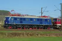 Die E18 047 war Zuglok des DR-Lokzuges, der am 06.04.2010 von Koblenz aus wieder Richtung Halle fuhr. Aufgenommen im Haunetal/Hermannspiegel.