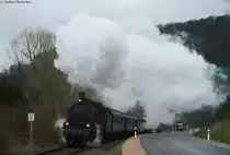 2455 mit dem DPE 37895 (Trier Hbf-Gerolstein) bei Usch 3.4.10