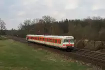 420 001/501 bei einer Sonderfahrt von Regensburg nach M�nchen am 10.04.2010 bei Feldmoching. Am Sonntag (18.4) macht er seine letzte offizielle Sonderfahrt (nach Rosenheim, zur�ck �ber die Mangfalltalbahn), am Samstag (17.4) soll es noch eine inoffizielle Sonderfahrt geben, dann wird der 420 001 leider wegen Fristablauf (22.4) abgestellt.