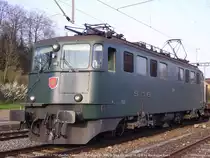 Gut zu sehen, das auch die Ae 6/6 11513 *Wallisellen* ein Opfer der Schmierfinken namens Sprayer war..
21.04.10