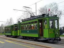 Museumswagen 163 mit seinem Anh�nger 371 auf einer Extrafahrt �bers Bruderholz. Die Aufnahme stammt vom 09.04.2010.